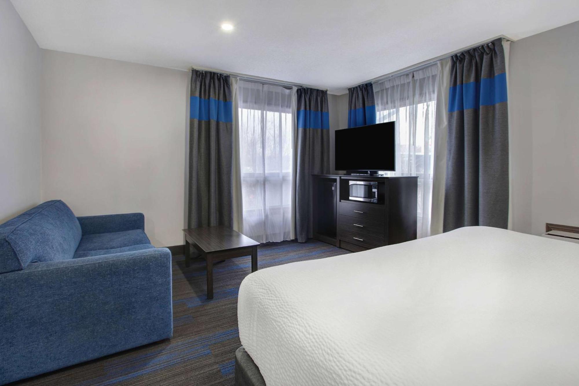 Days Inn By Wyndham Barrie Kültér fotó