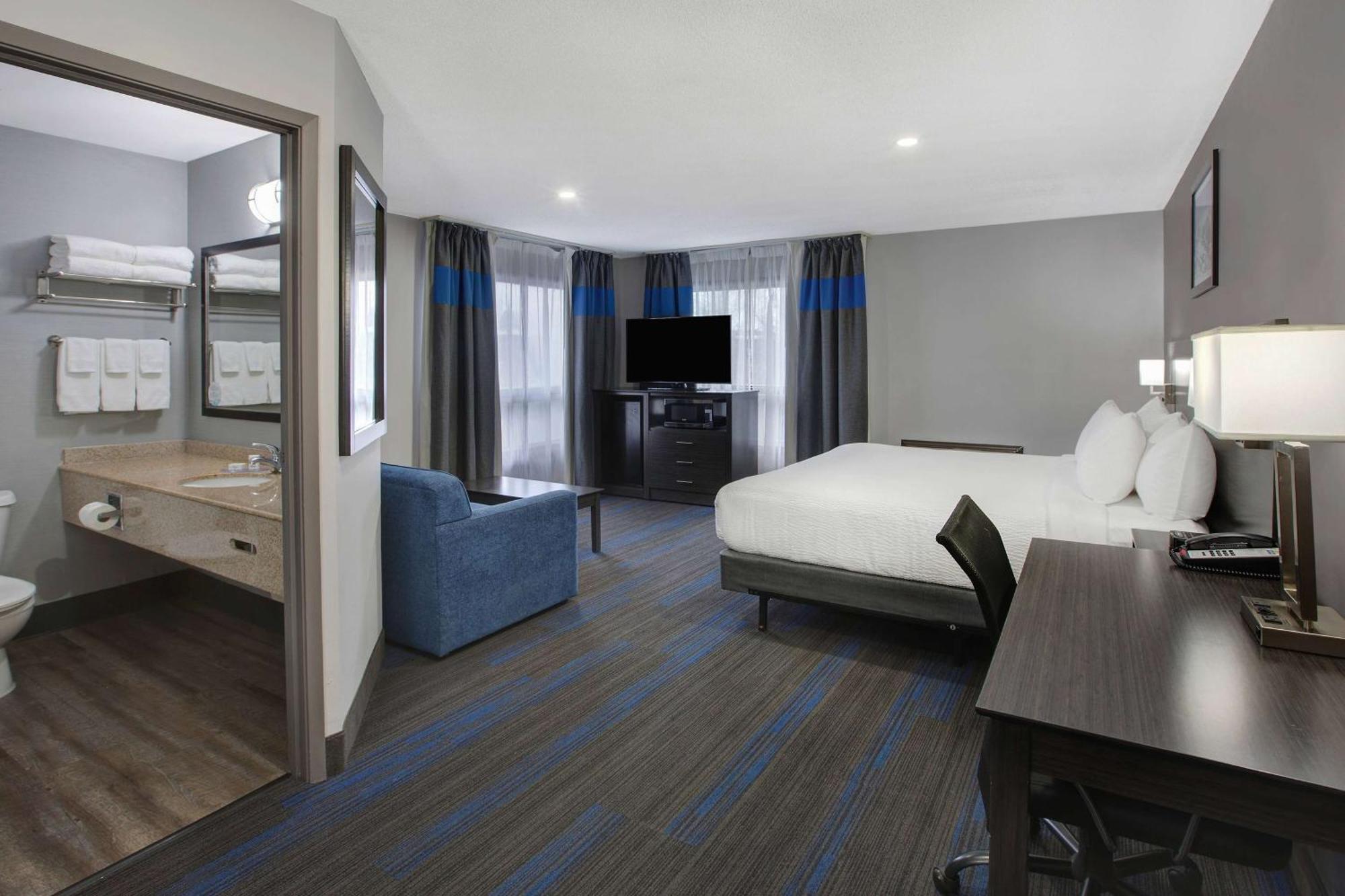 Days Inn By Wyndham Barrie Kültér fotó