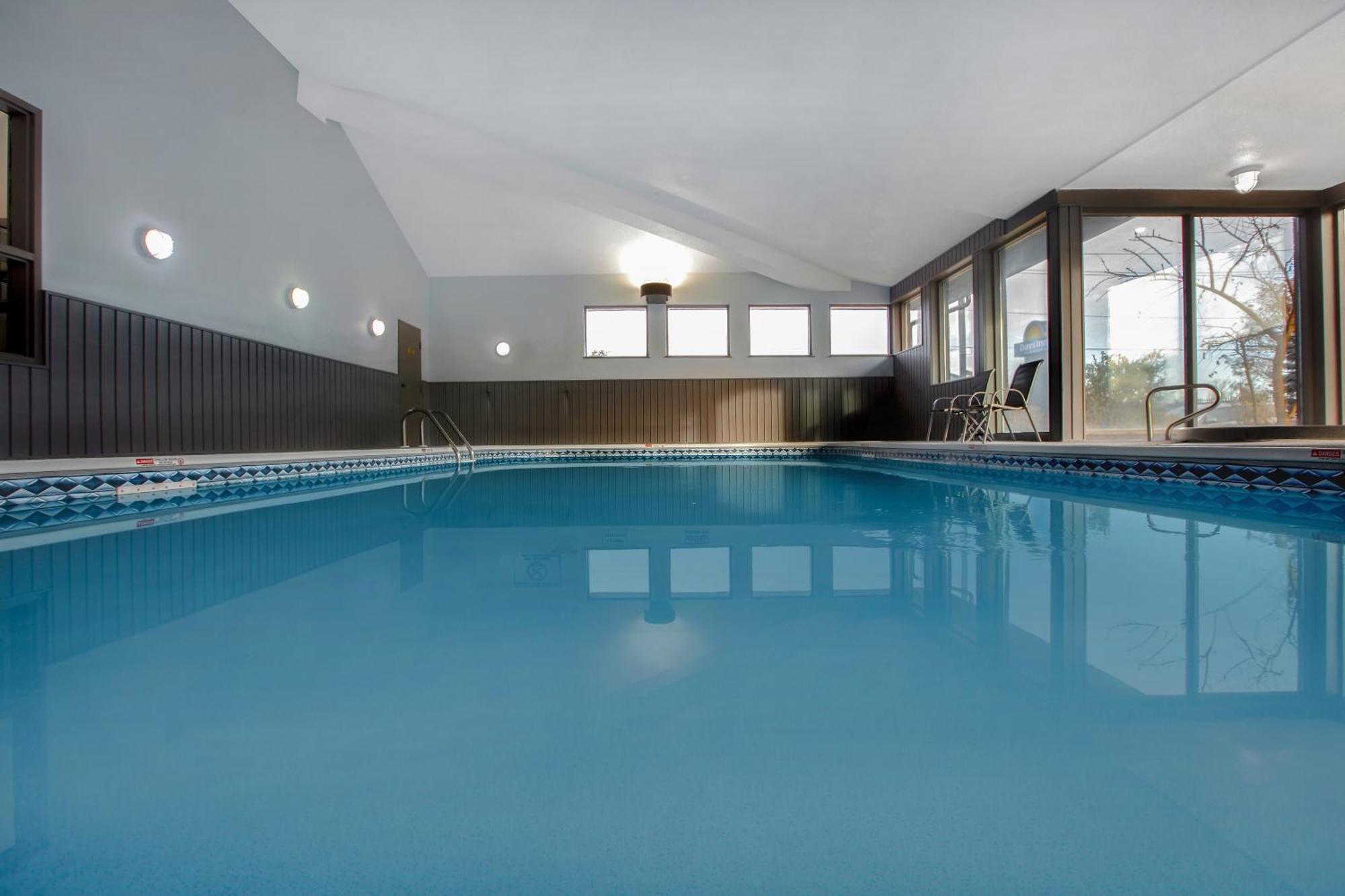 Days Inn By Wyndham Barrie Kültér fotó