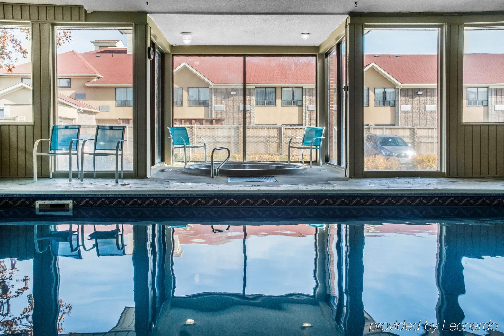 Days Inn By Wyndham Barrie Kültér fotó